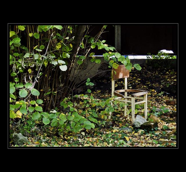 D26 Levný nábytek z dovozu