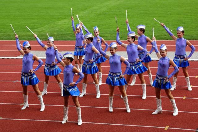 v19 Modré na červeném