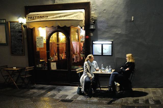 2003_06 Večerní posezení