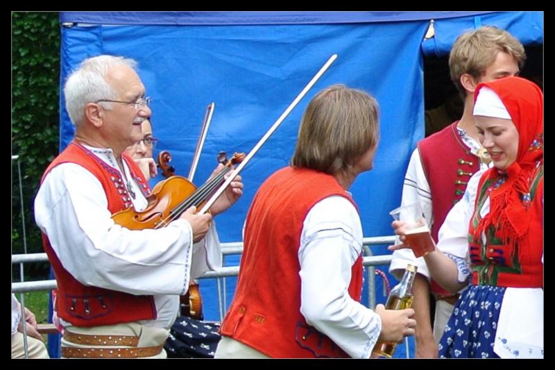 2007_14 Nechutná...tak si daj borovičku