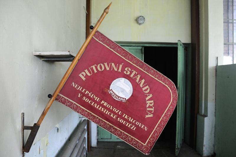 2011_07 V propadlišti dějin