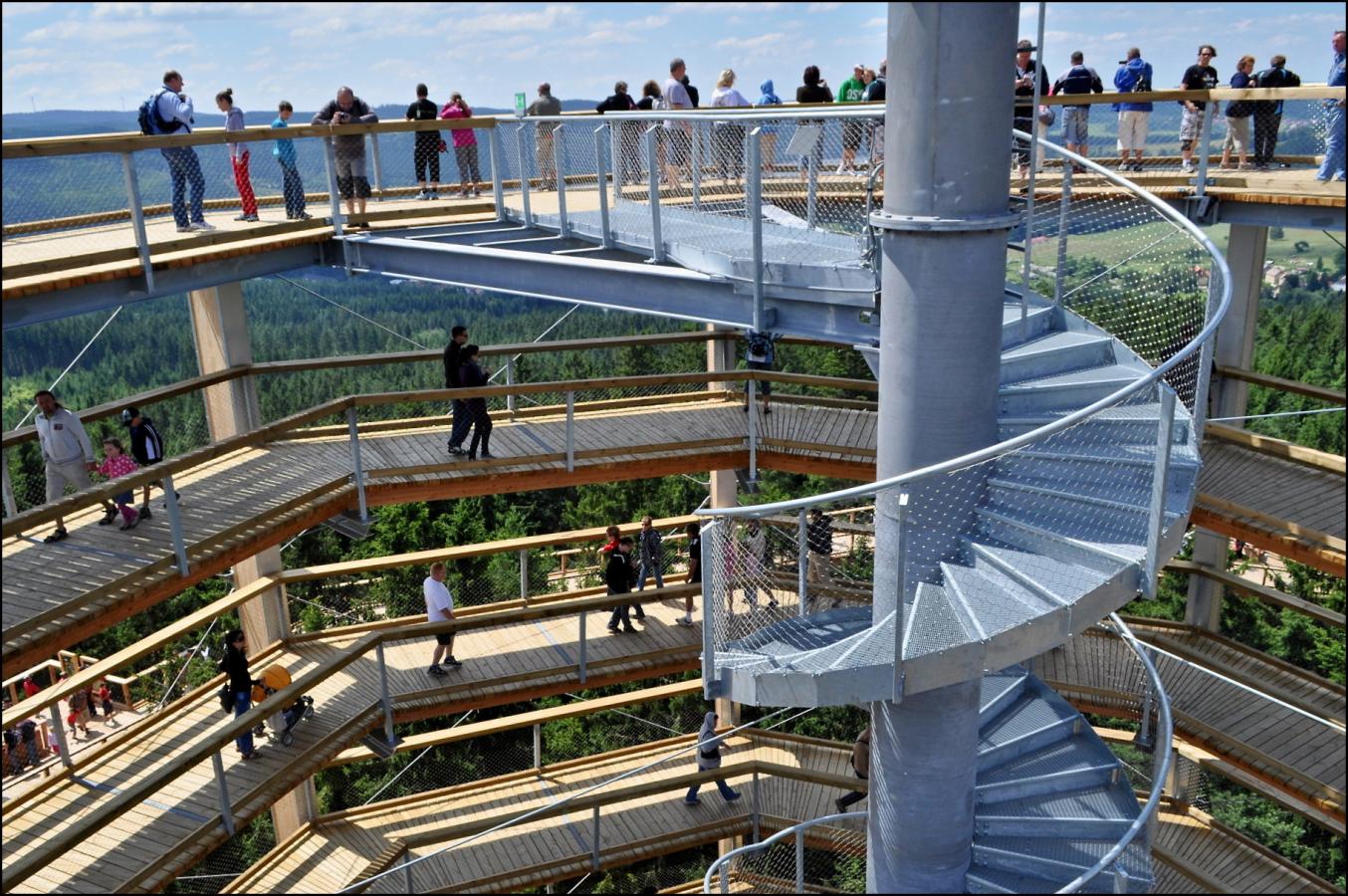 2306_16 Cestou do oblak