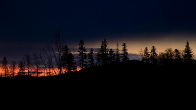 2504_08 Když končí noc