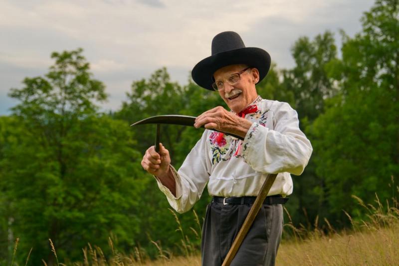 2601_15 Valašský Sekáč