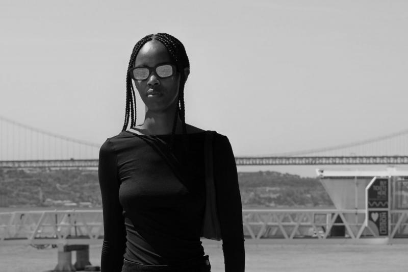 2602_21 Poledne v Lisabonu