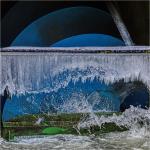 2603_25 Tubína za záclonou