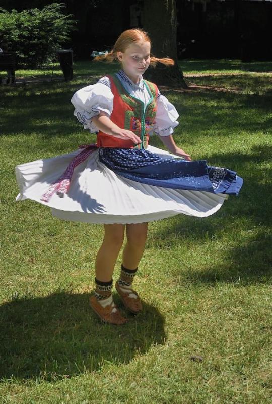 2609_01 Tanečnice