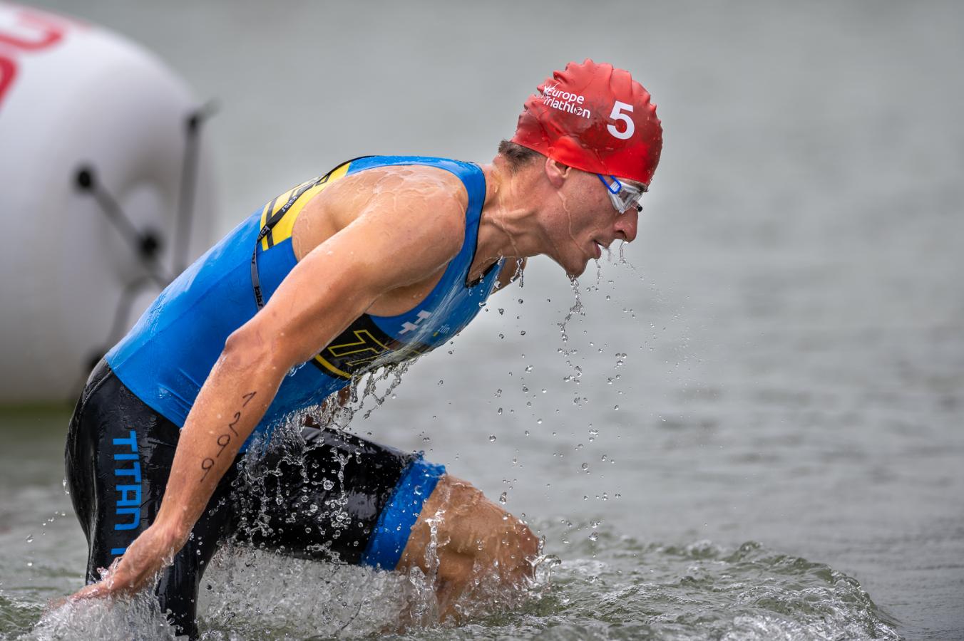2207_15 Triatlon II